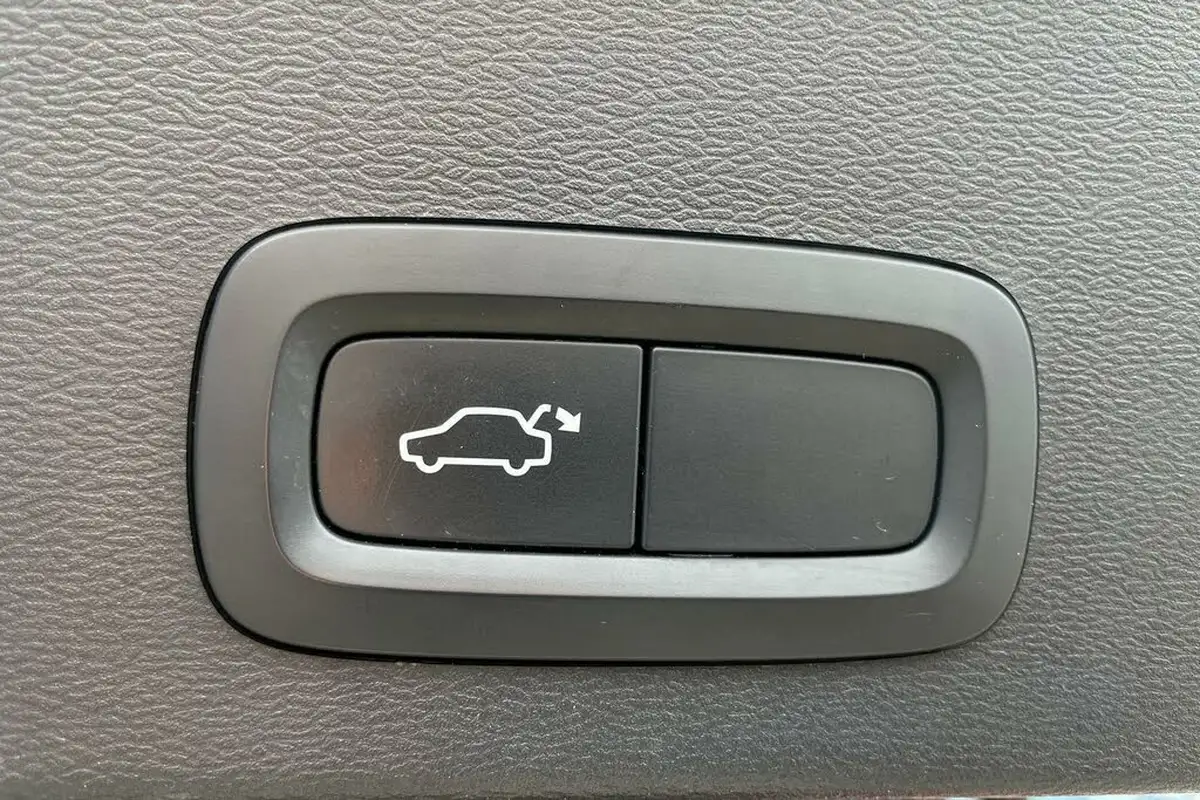 2019-volvo-xc40-15-t3-inscription-pro-163bhp-geartronic-big-19