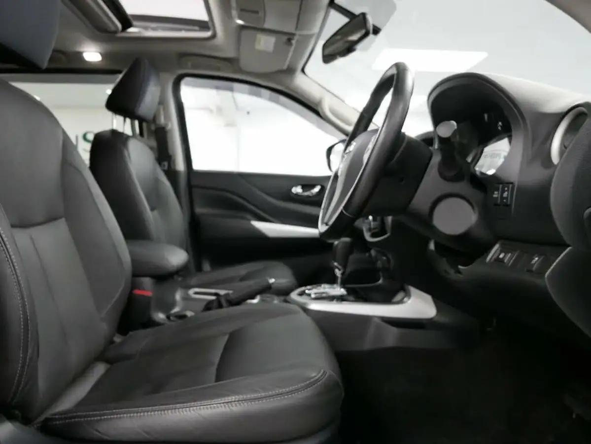 2021-nissan-navara-23dci-tt-tekna-8-navileather-auto-big-11