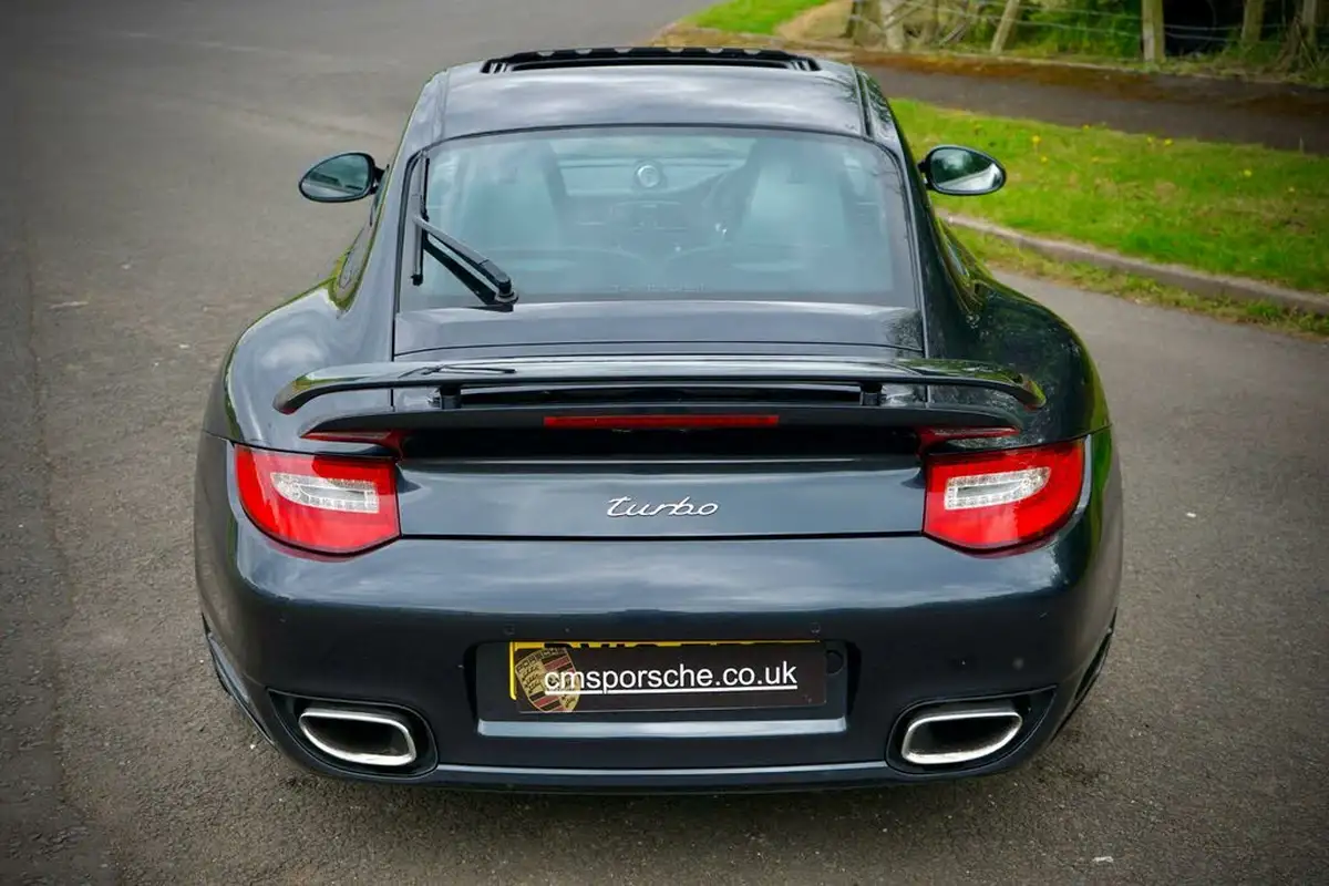 2010-porsche-911-38-turbo-coupe-pdk-big-30