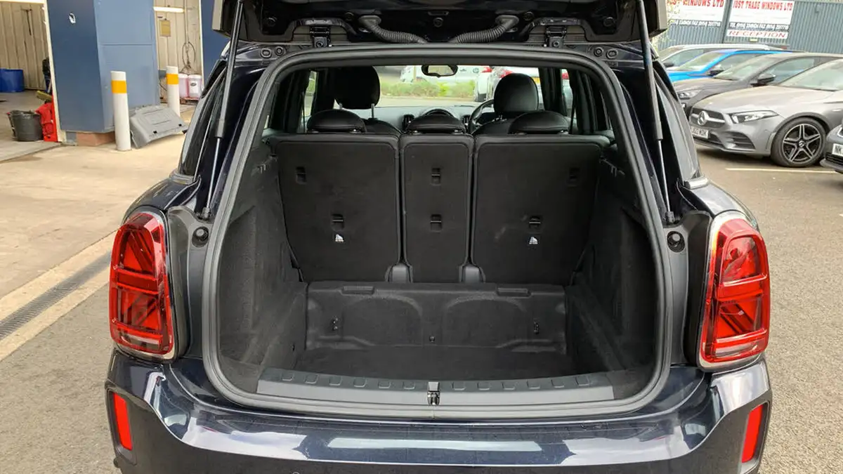 2022-mini-countryman-20-cooper-s-exclusive-all4-auto-big-18