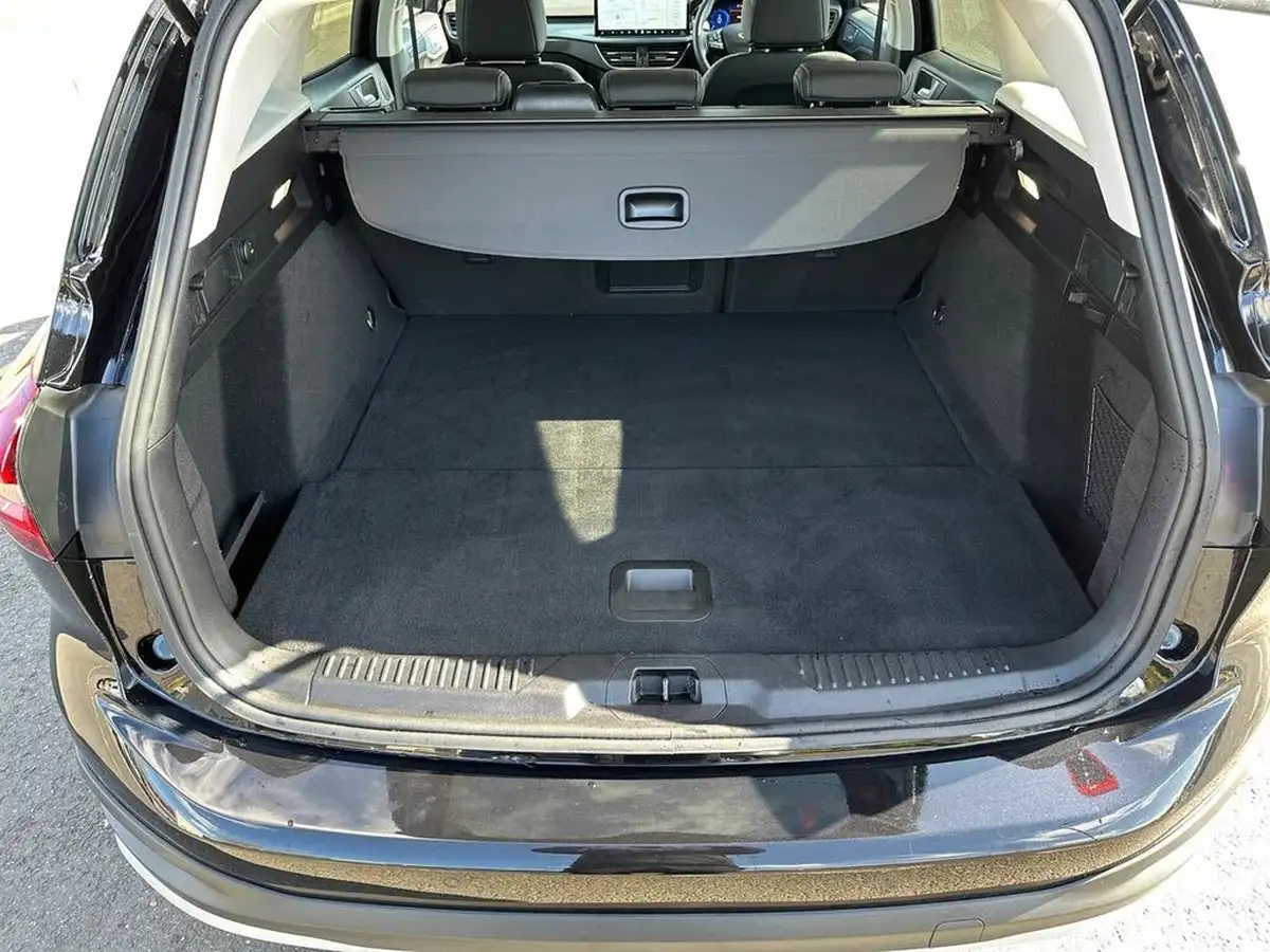 2023-ford-focus-10t-active-x-125ps-hybrid-mhev-estate-powershift-big-33
