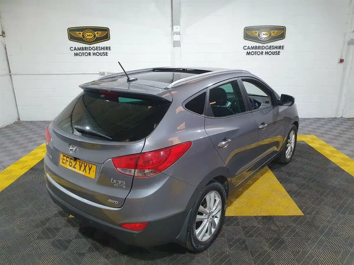 2012-hyundai-ix35-20td-premium-4wd-big-25