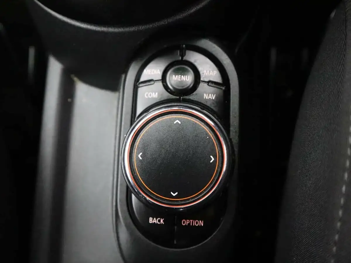 2018-mini-cooper-20-cooper-s-series-ii-chiliss-hatchback-5d-sport-auto-big-22