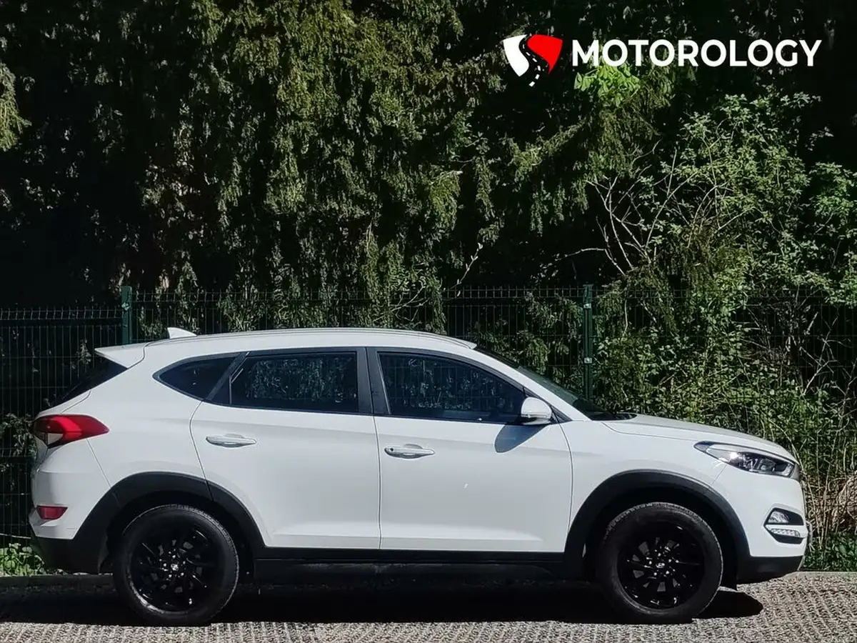 2017-hyundai-tucson-17crdi-blue-drive-se-nav-116ps-big-8