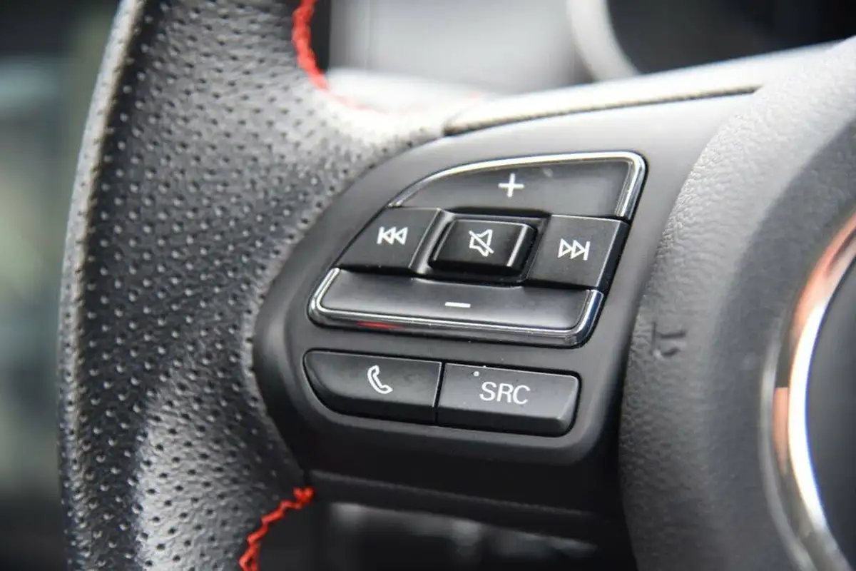 2022-mg-zs-suv-15-vti-tech-exclusive-big-29