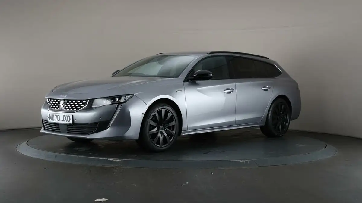 2021-peugeot-508-12-puretech-gt-big-3
