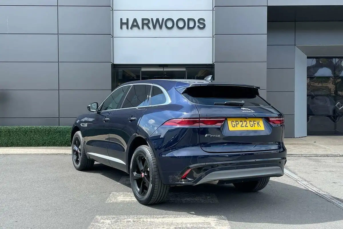 2022-jaguar-f-pace-20-d200-r-dynamic-s-big-8