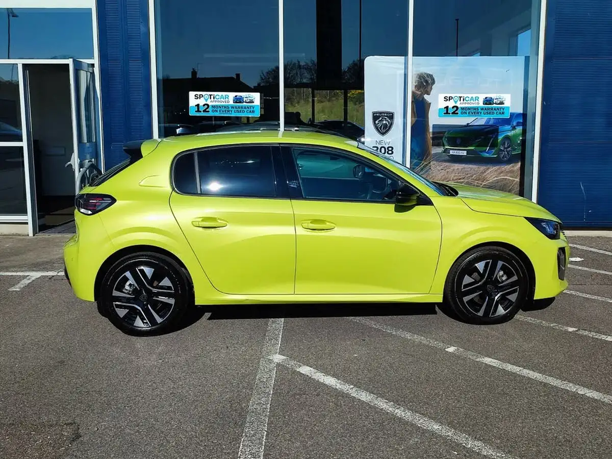 2024-peugeot-208-12-puretech-allure-big-3