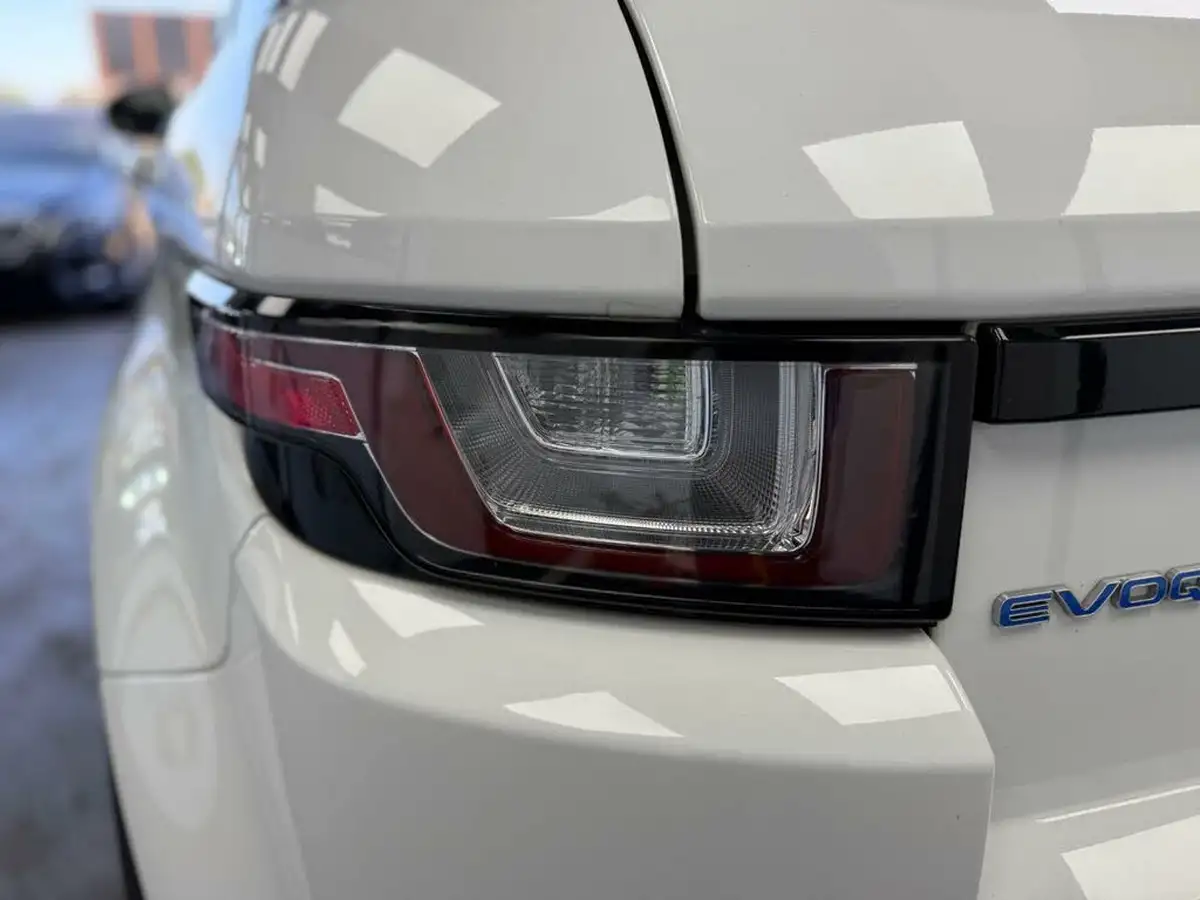 2018-land-rover-range-rover-evoque-20ed4-se-tech-hatchback-5d-big-16