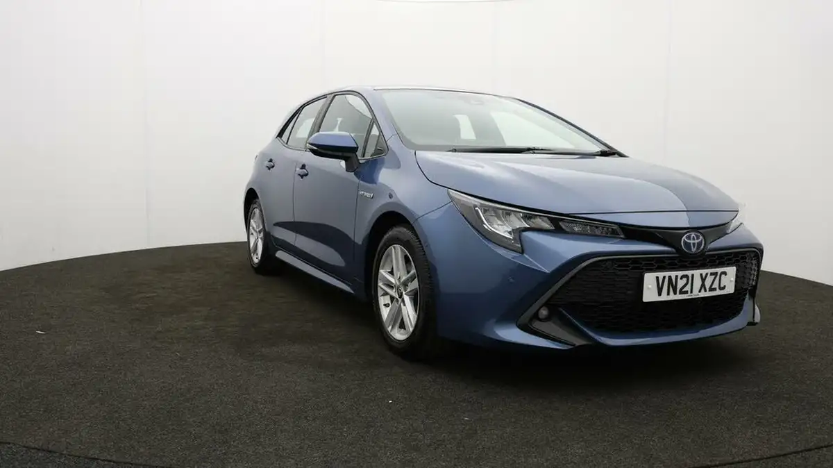 2021-toyota-corolla-18-vvt-i-icon-tech-spare-wheel-hatchback-5d-big-42