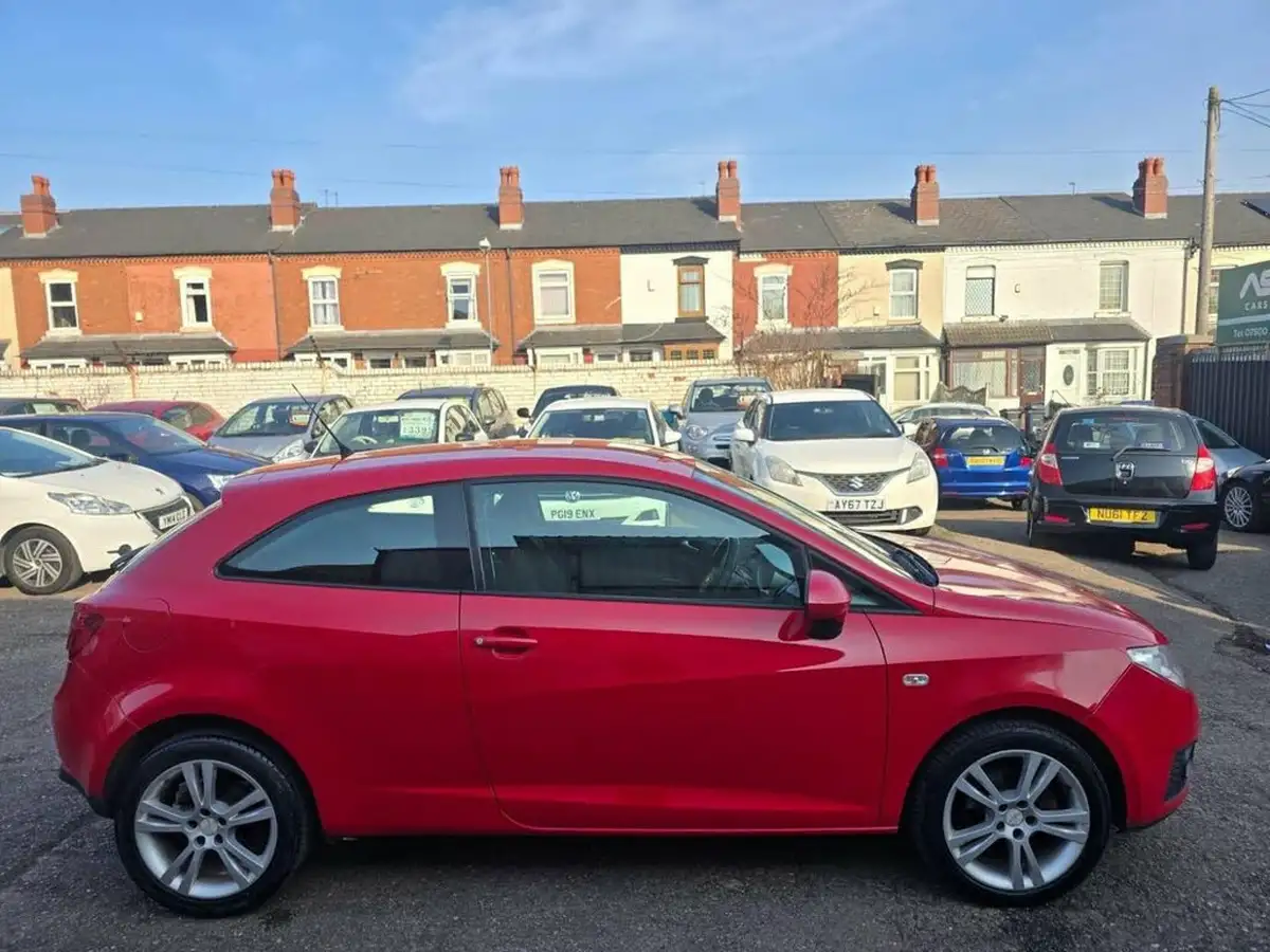 2010-seat-ibiza-16-sportcoupe-3d-1598cc-dsg-big-1
