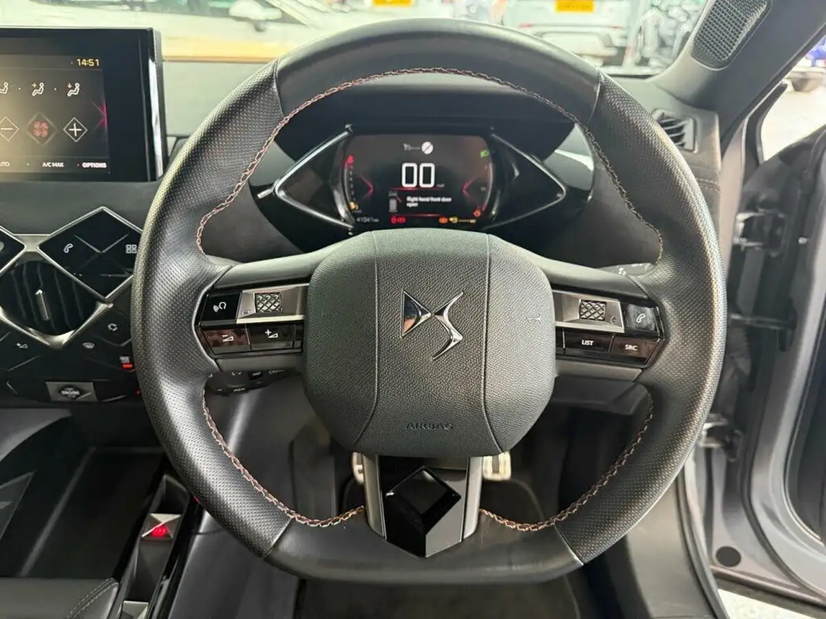 2019-ds-ds-3-crossback-12-puretech-performance-line-100ps-big-34