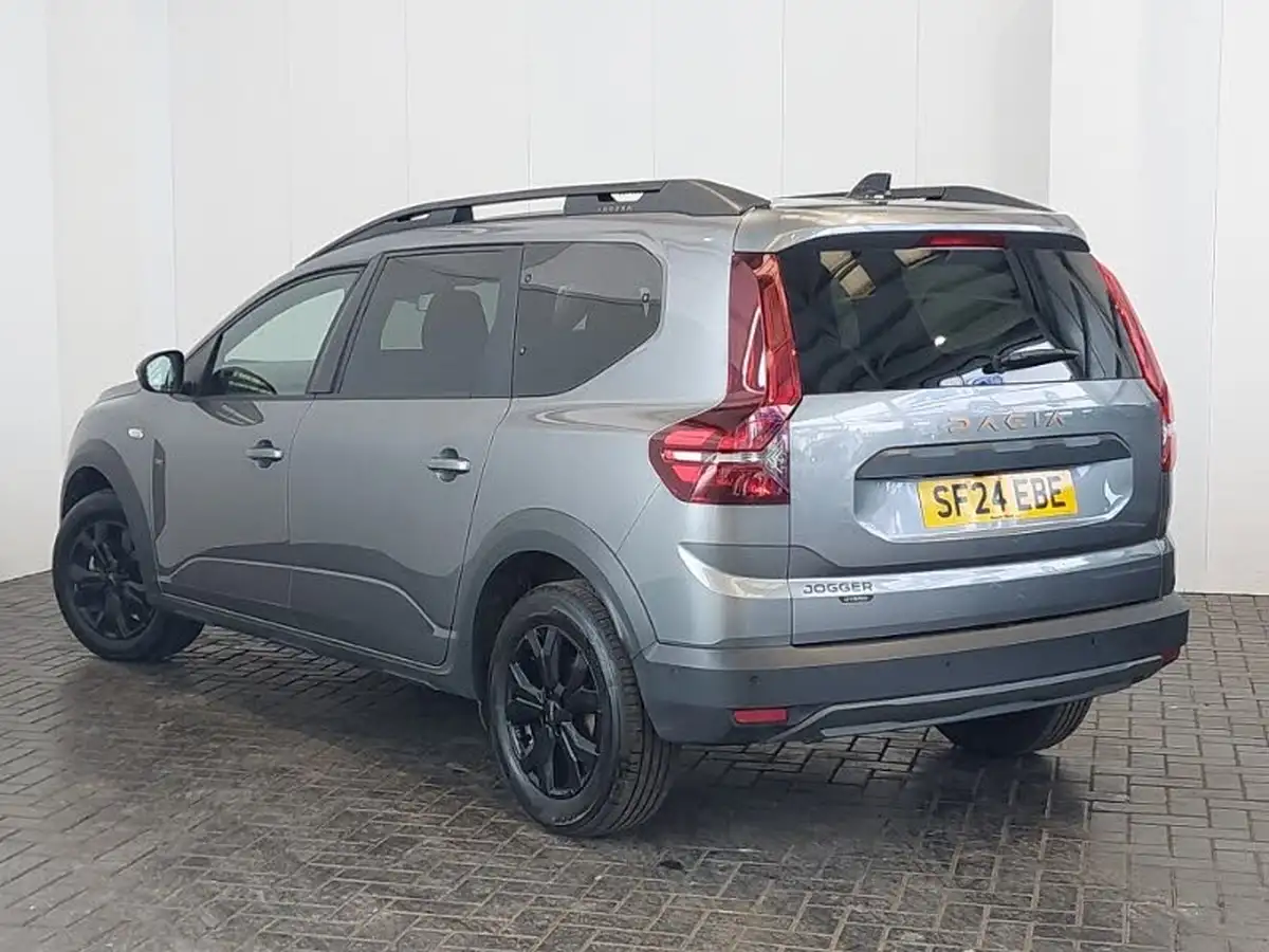 2024-dacia-jogger-16-tce-extreme-big-1