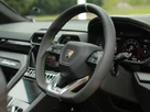 2024-lamborghini-urus-40-no-trim-small-16