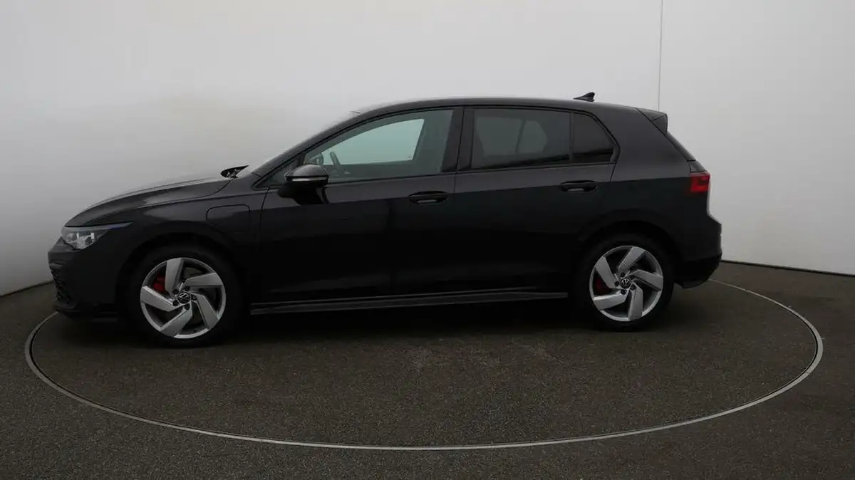 2021-volkswagen-golf-14-tsi-gte-big-58