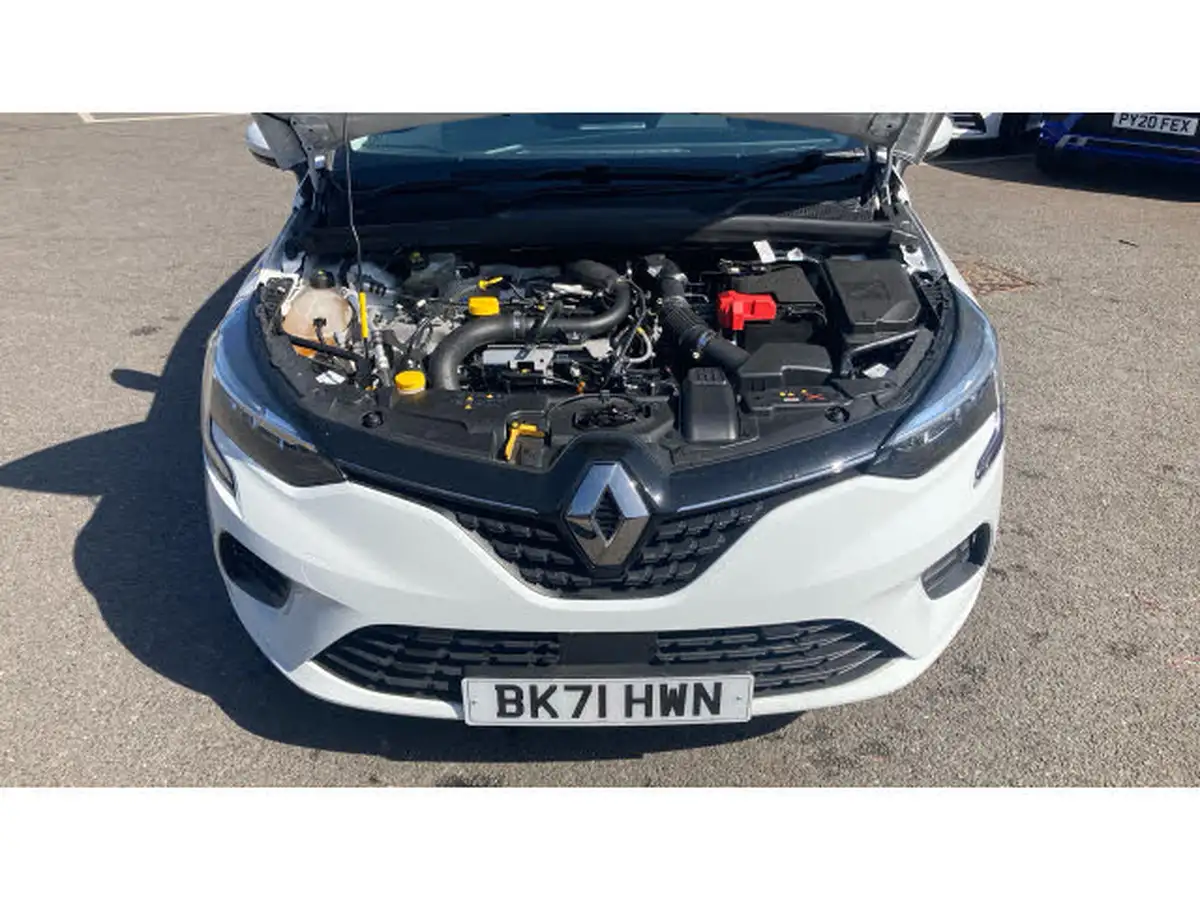 2021-renault-clio-10-tce-iconic-90ps-big-7