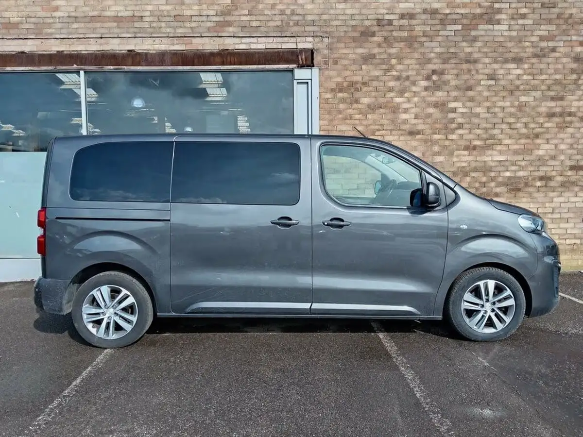 2020-peugeot-traveller-20-bluehdi-allure-150ps-standardss-big-2