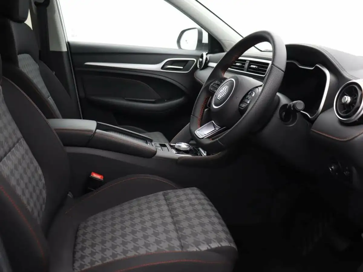 2023-mg-zs-suv-e-se-ev-176ps-big-19