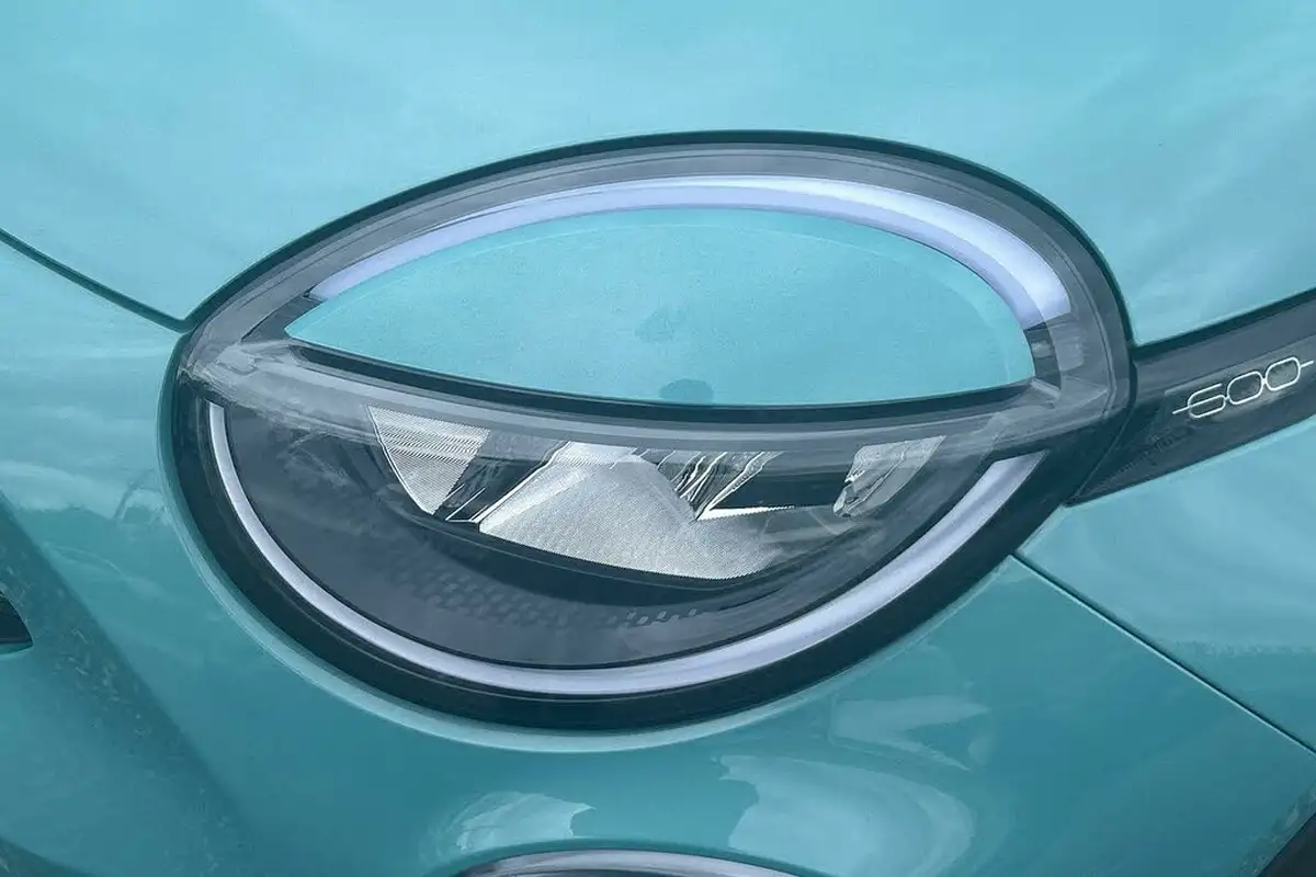 2024-fiat-600e-e-la-prima-big-12