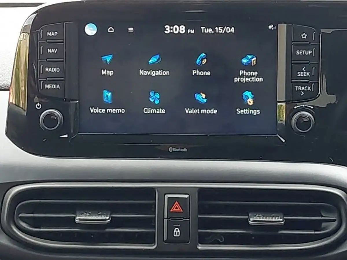 2024-hyundai-i10-10-t-gdi-n-line-90ps-two-tone-roof-big-6