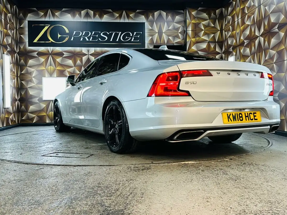 2018-volvo-s90-20td-d5-r-design-awd-big-19