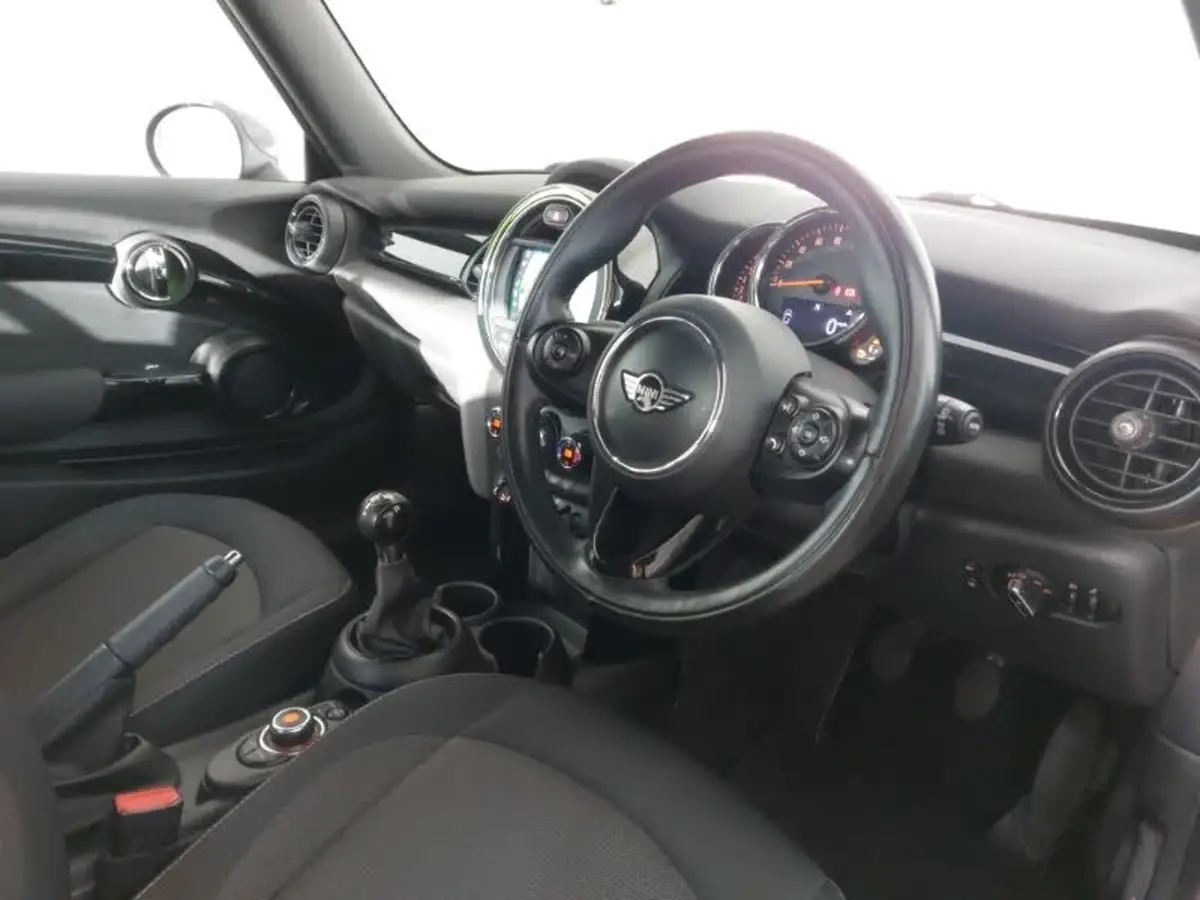 2018-mini-cooper-15-cooper-series-ii-ss-hatchback-3d-big-10