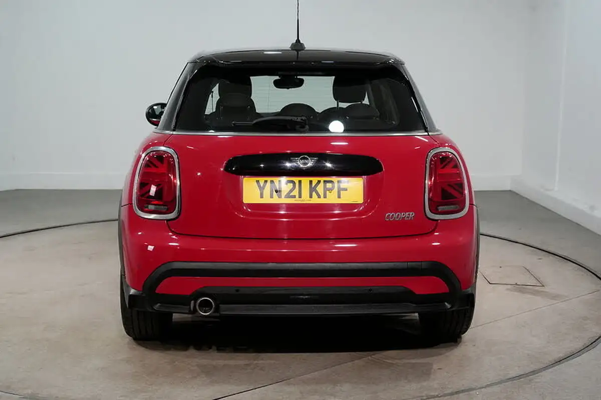 2021-mini-cooper-15-cooper-classic-hatchback-5d-big-9