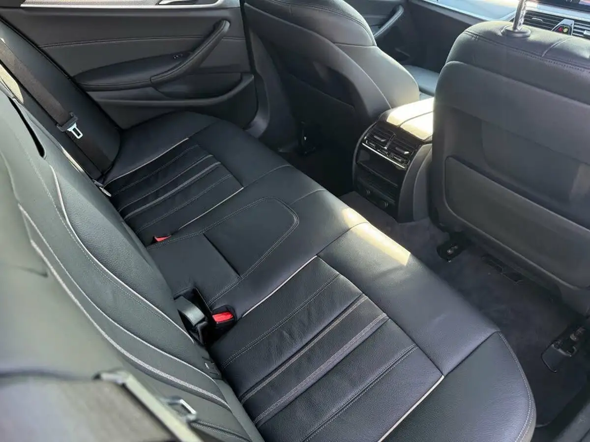 2018-bmw-5-series-20-530e-m-sport-big-13