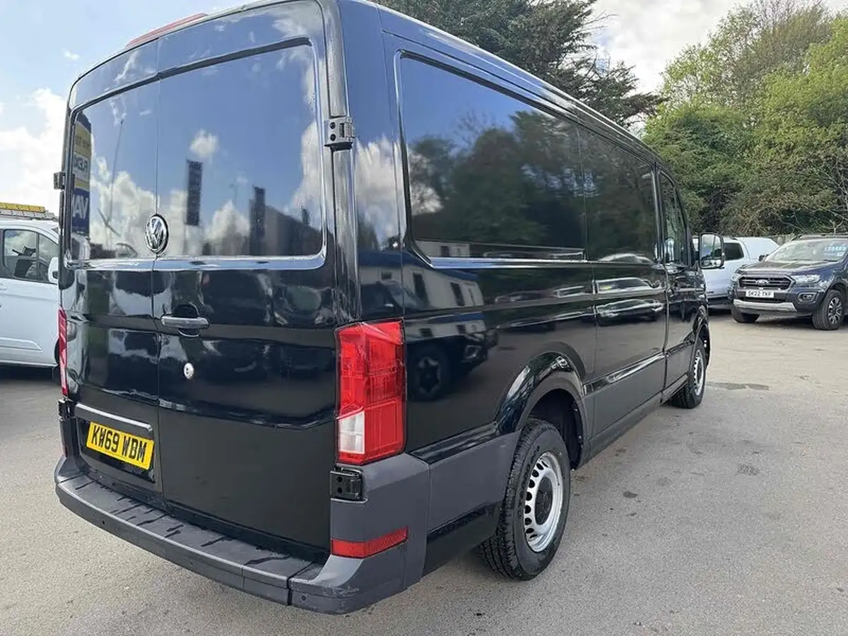 2020-volkswagen-crafter-20tdi-cr35-lwb-startline-140pseu6dt-e-rwd-panel-van-big-6