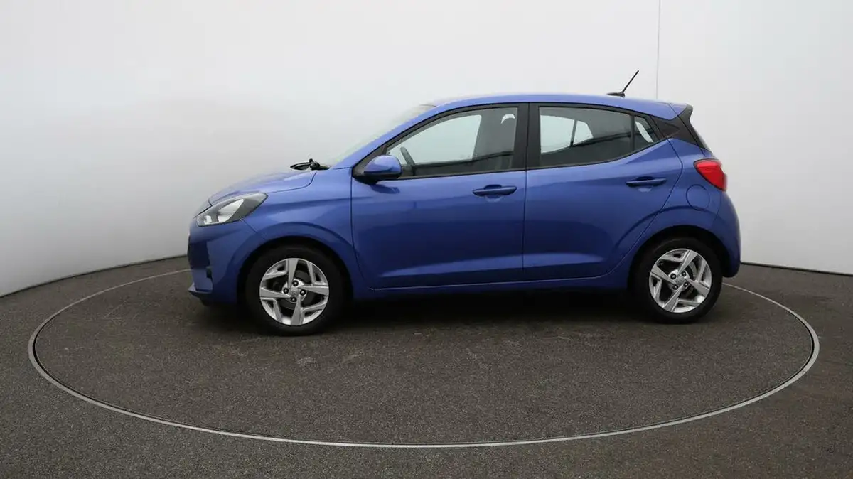 2020-hyundai-i10-12-se-connect-big-4