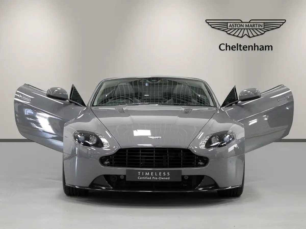 2016-aston-martin-vantage-47-v8-vantage-s-roadster-sportshift-big-26