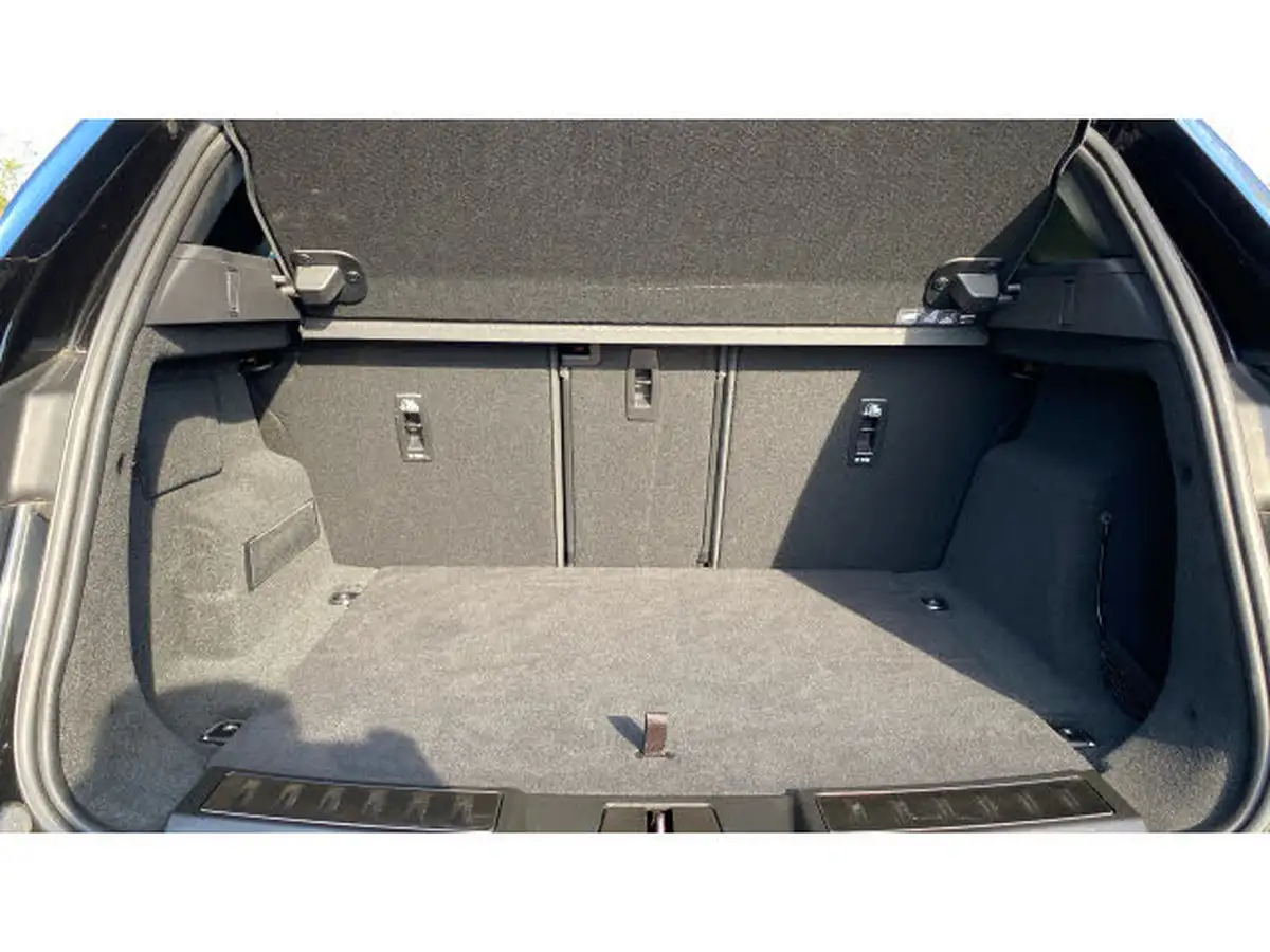 2023-land-rover-range-rover-evoque-15-p300e-dynamic-se-big-9