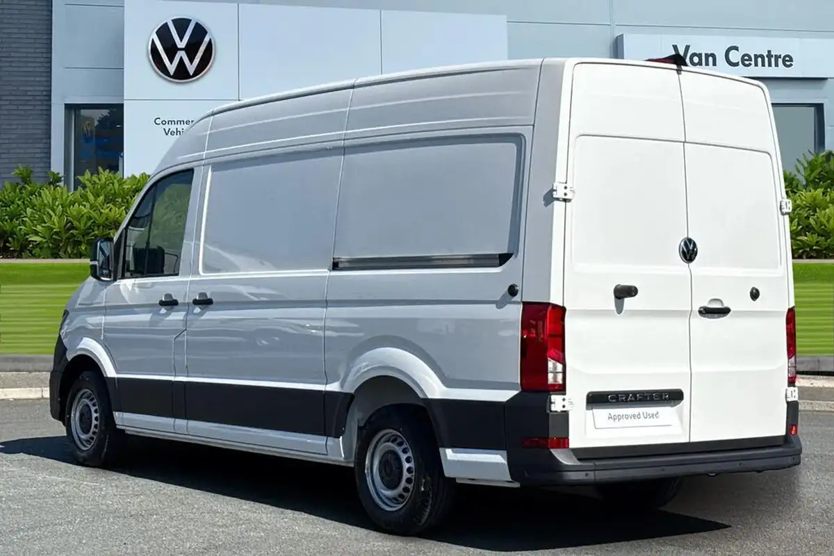 2024-volkswagen-crafter-20tdi-cr35-mwb-commerce-plus-140pseu6d-big-1