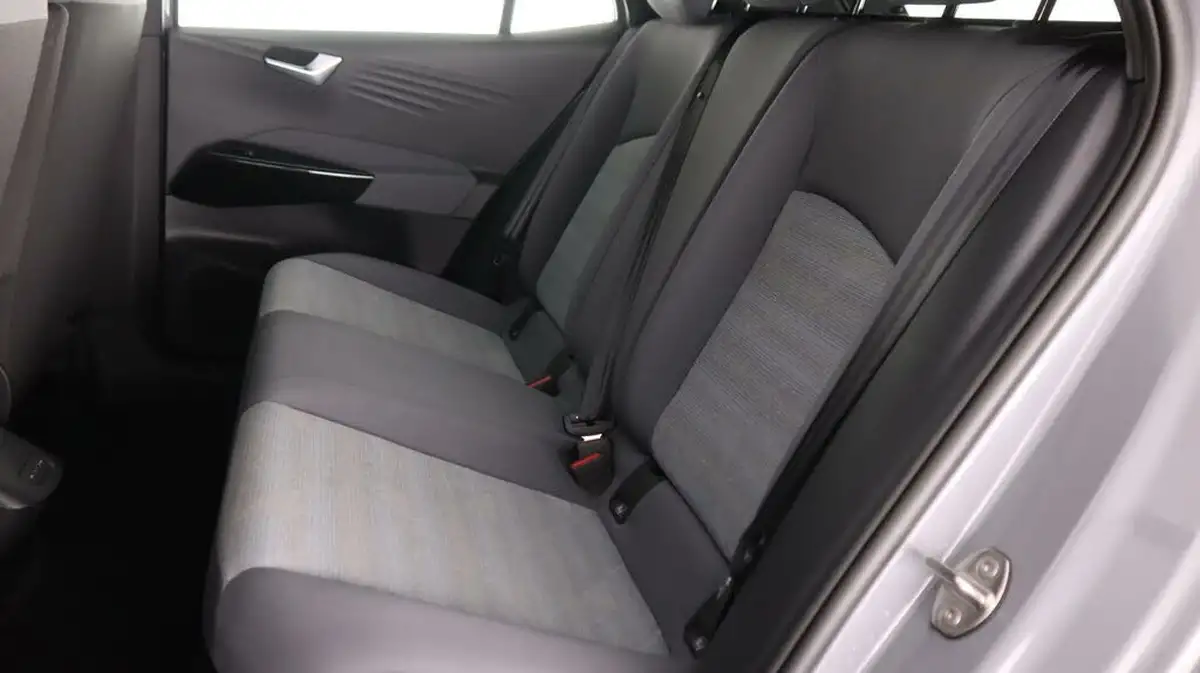 2023-volkswagen-id3-e-life-204ps-58kwh-pro-performance-big-16