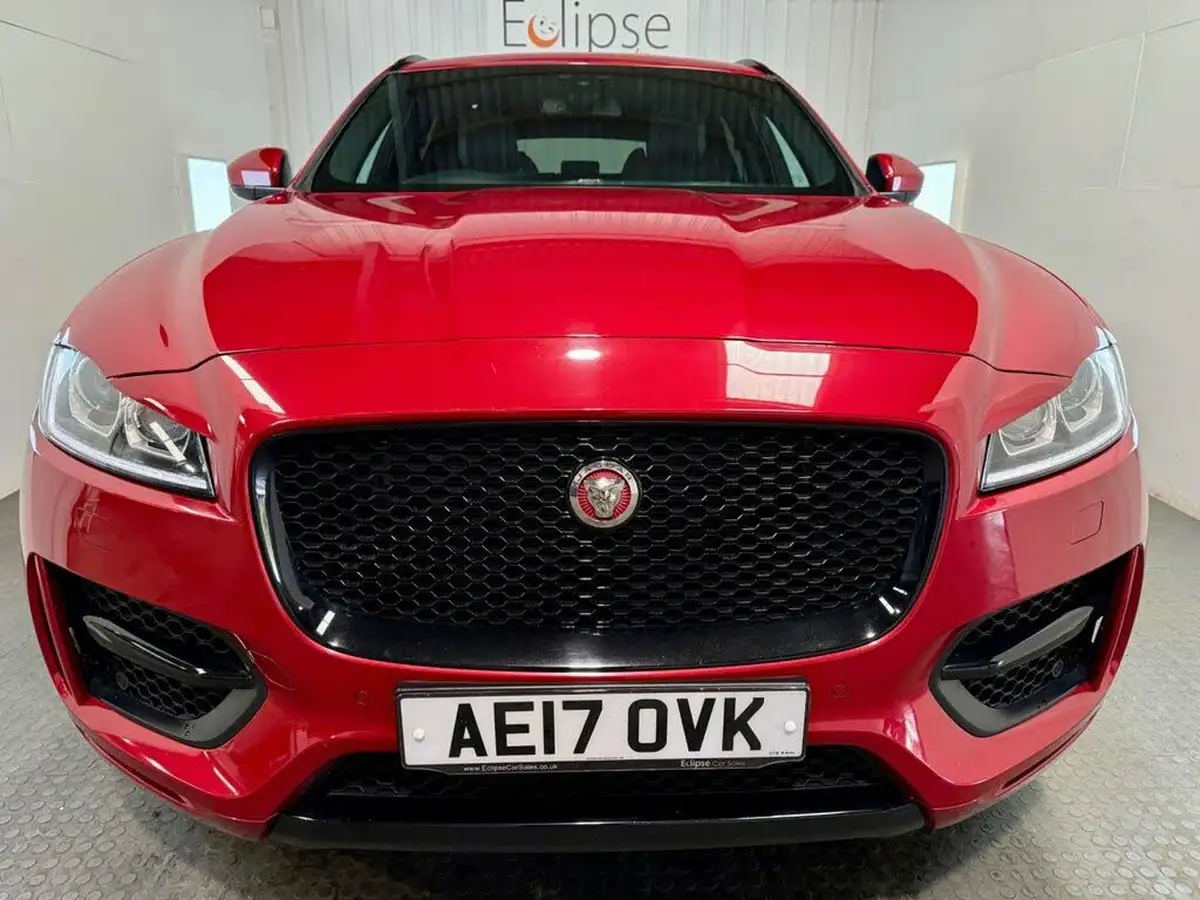 2017-jaguar-f-pace-20-i4d-r-sport-180ps-awd-auto-big-1
