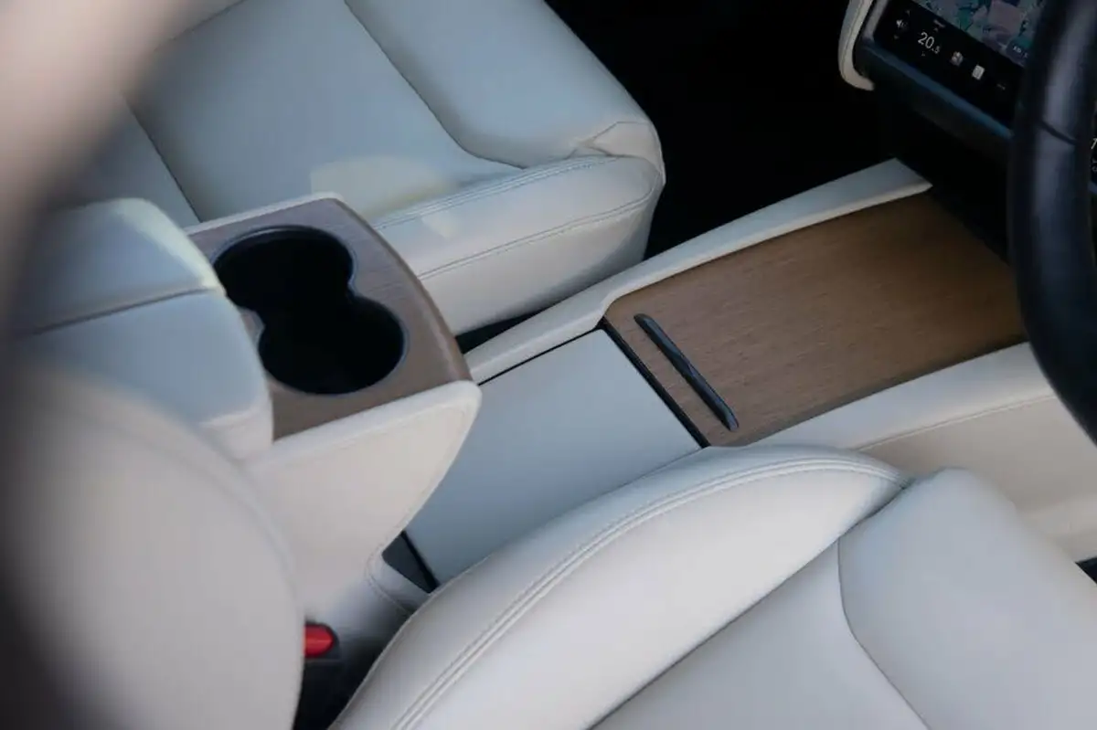 2020-tesla-model-x-e-long-range-big-23