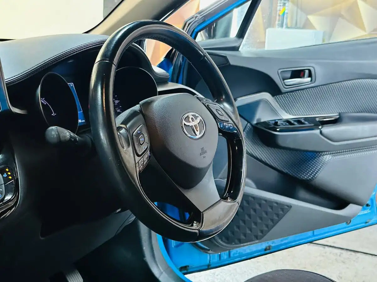 2018-toyota-c-hr-18-vvt-i-dynamic-big-53