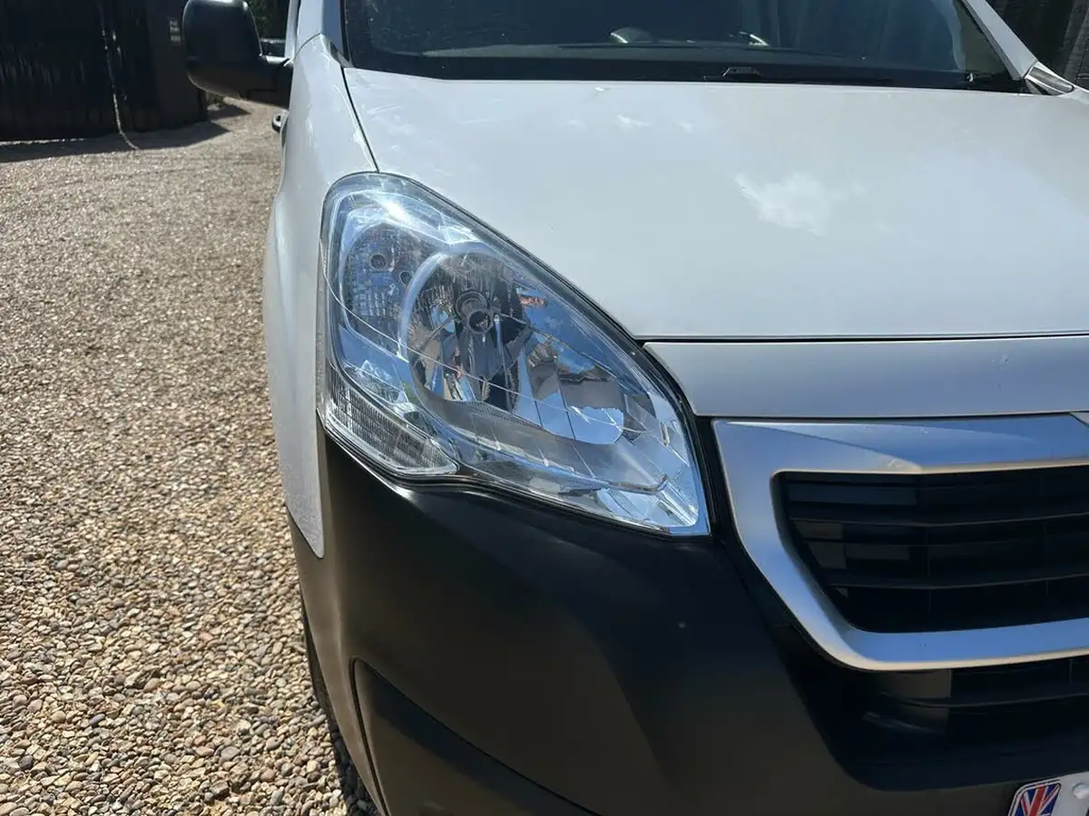 2018-peugeot-partner-16bluehdi-professional-l1-100pseu6-854-big-10