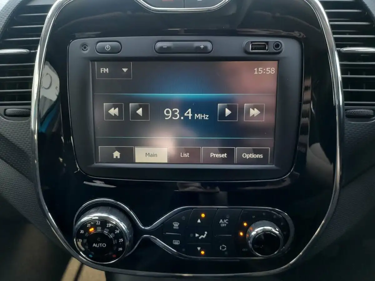 2015-renault-captur-15dci-dynamique-s-nav-90bhp-energy-ss-big-15