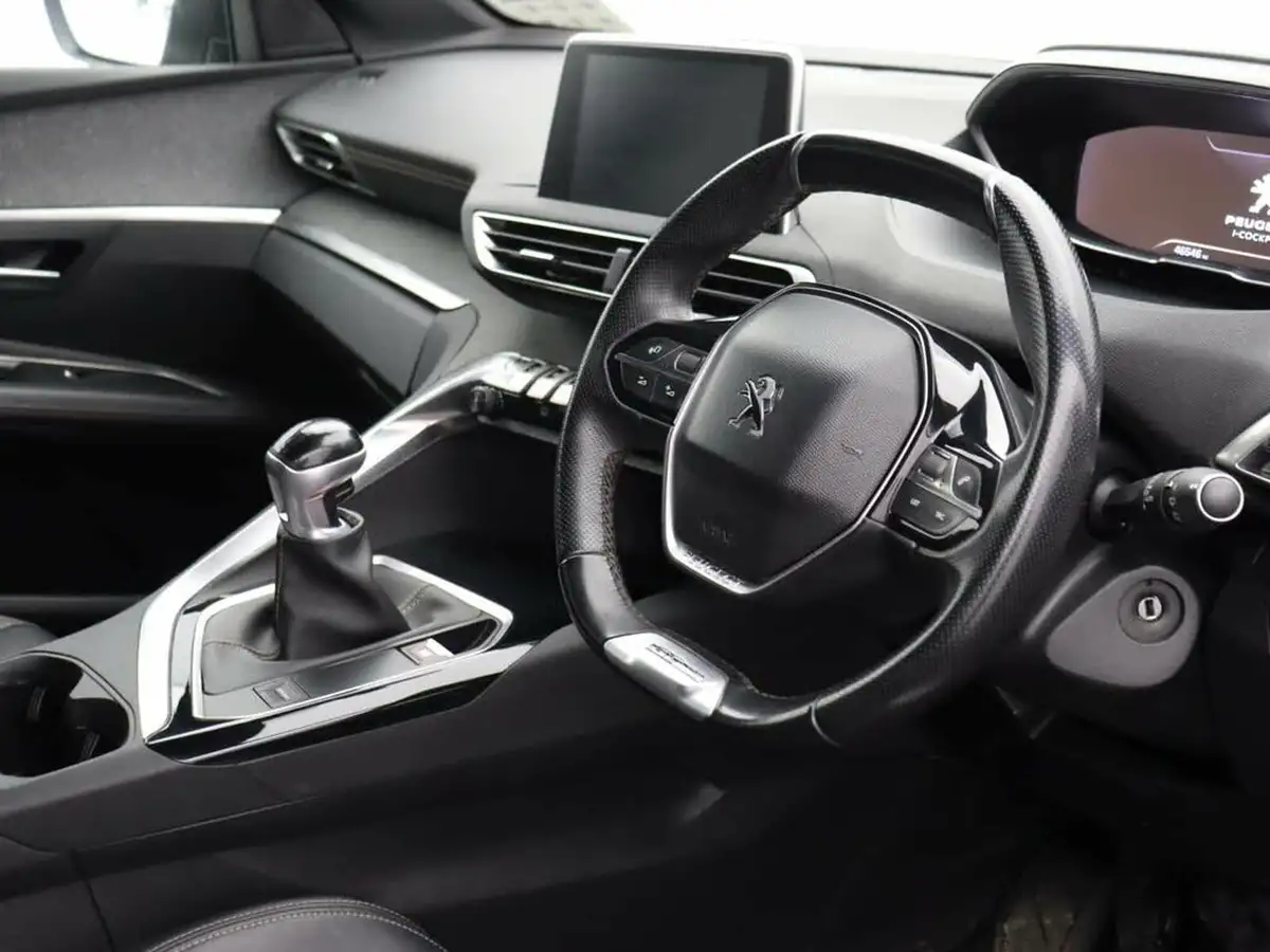 2018-peugeot-3008-suv-20-bluehdi-gt-line-20bluehdi-150bhp-big-18