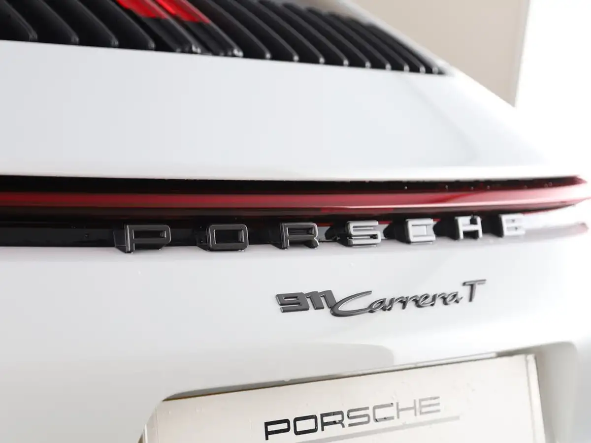 2024-porsche-911-30-carrera-t-385ps-coupe-pdk-big-39