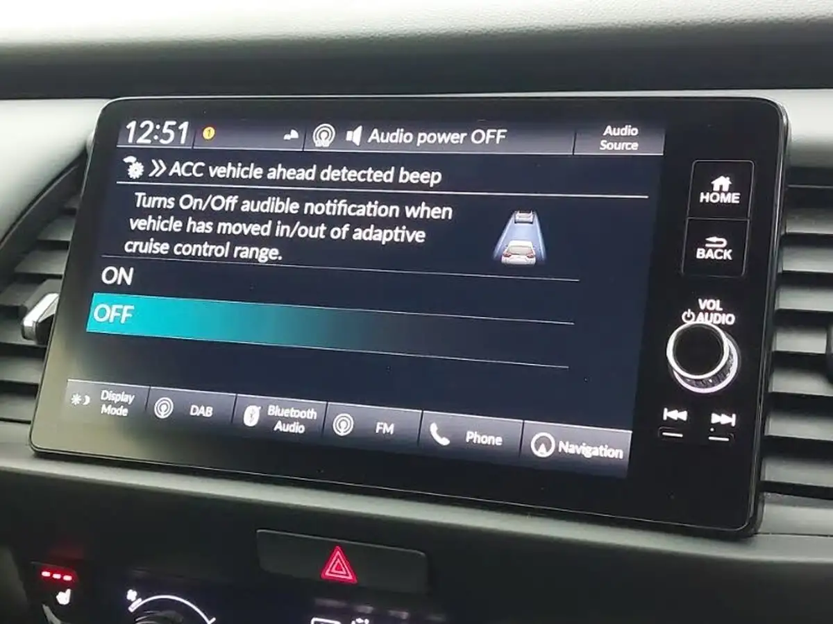 2023-honda-jazz-15-i-mmd-advance-sport-big-12