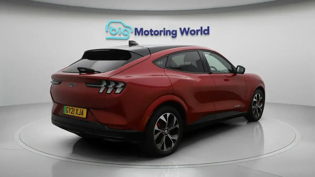 2021-ford-mustang-mach-e-e-first-edition-extended-range-big-7