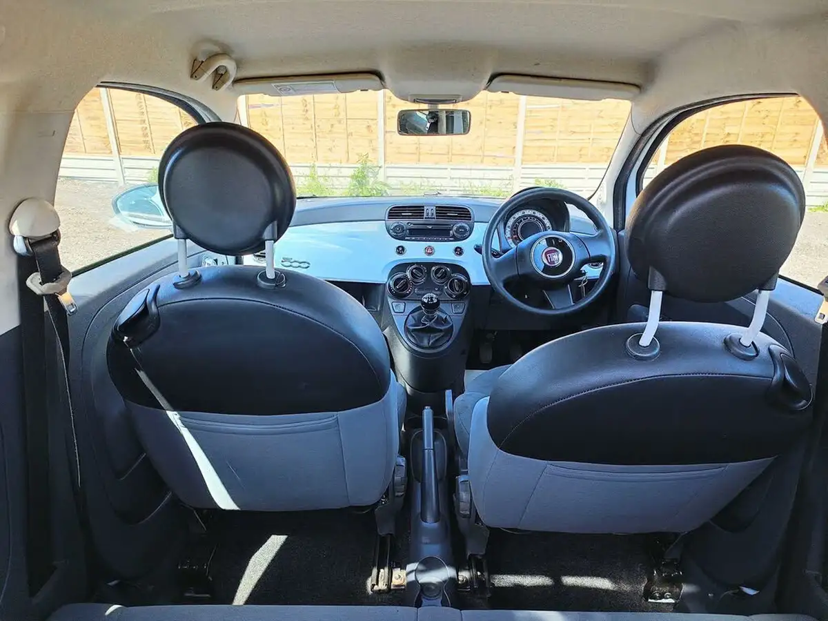 2009-fiat-500-12-pop-big-35