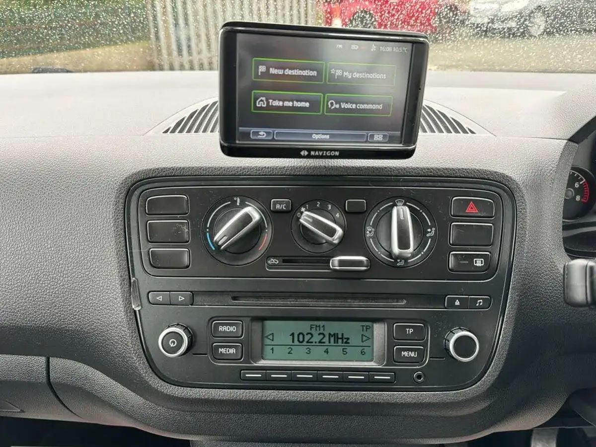 2014-skoda-citigo-10-se-60ps-5d-big-18