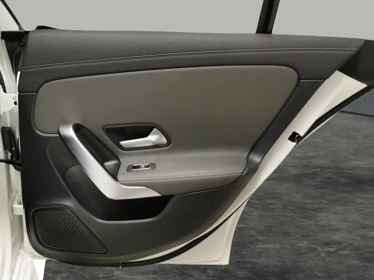 2021-mercedes-benz-cla-20d-cla-220d-amg-line-coupe-4d-big-33