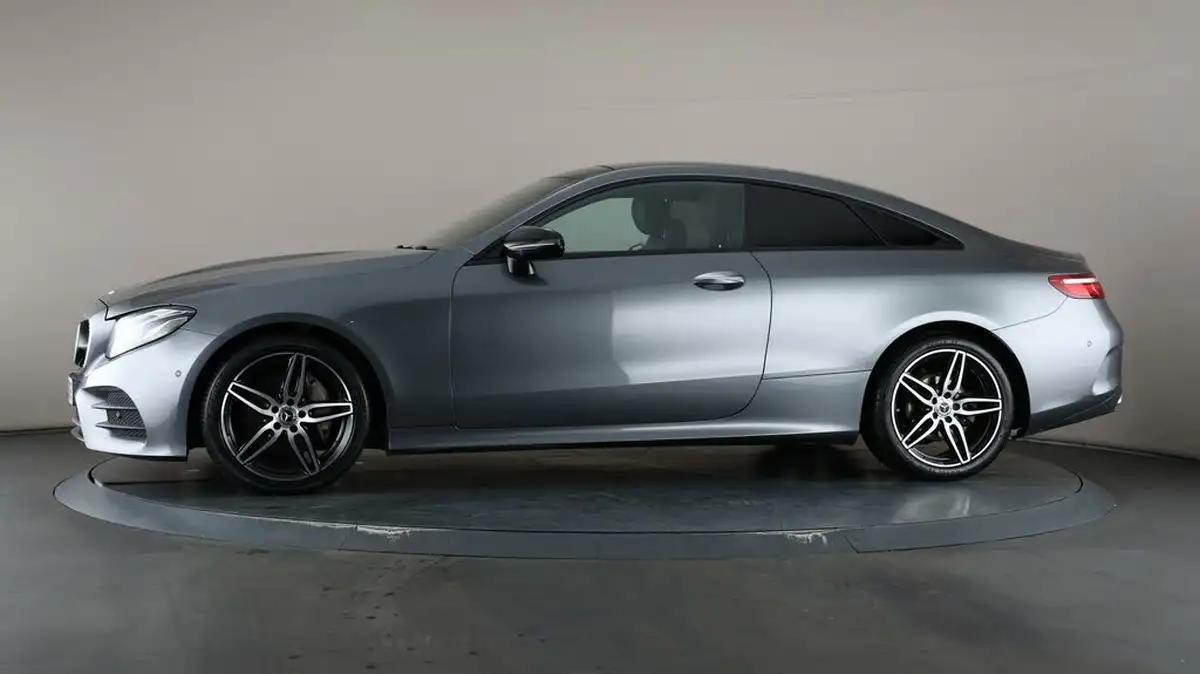 2017-mercedes-benz-e-class-20d-e220d-amg-line-premium-plusss-coupe-2d-big-39