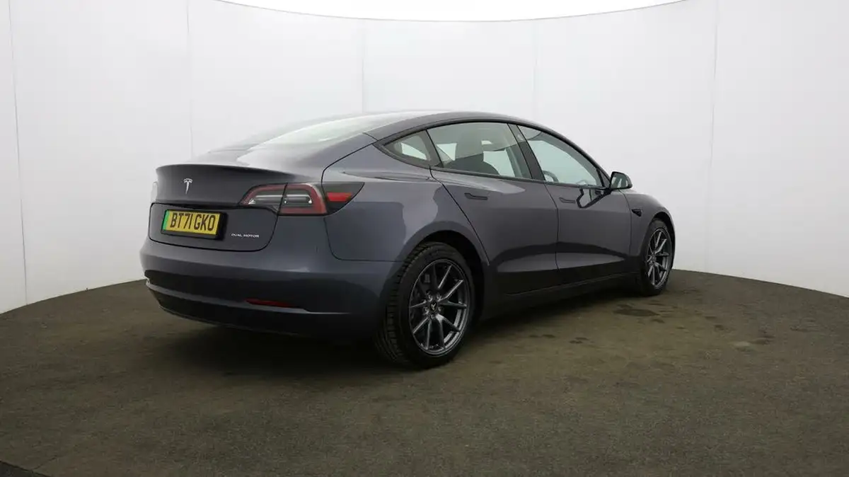 2021-tesla-model-3-e-long-range-awd-big-58