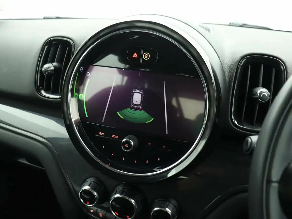 2020-mini-countryman-15-cooper-classic-comfort-big-27