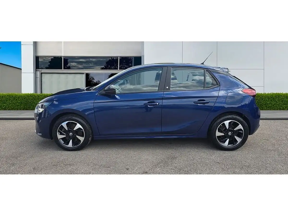 2020-vauxhall-corsa-e-se-nav-74kw-big-4